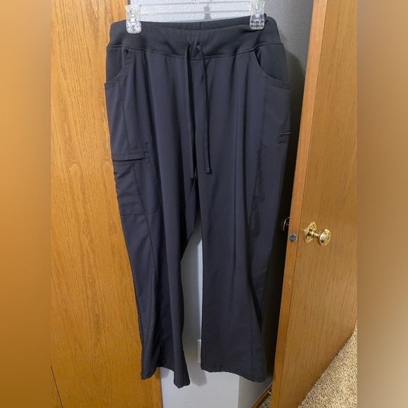 Cherokee Pants - Cherokee Infinity Women’s XL Gray scrub pants